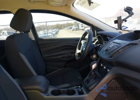 2015 Ford Escape S from USA, damaged, VIN 1FMCU0F77FUC42562